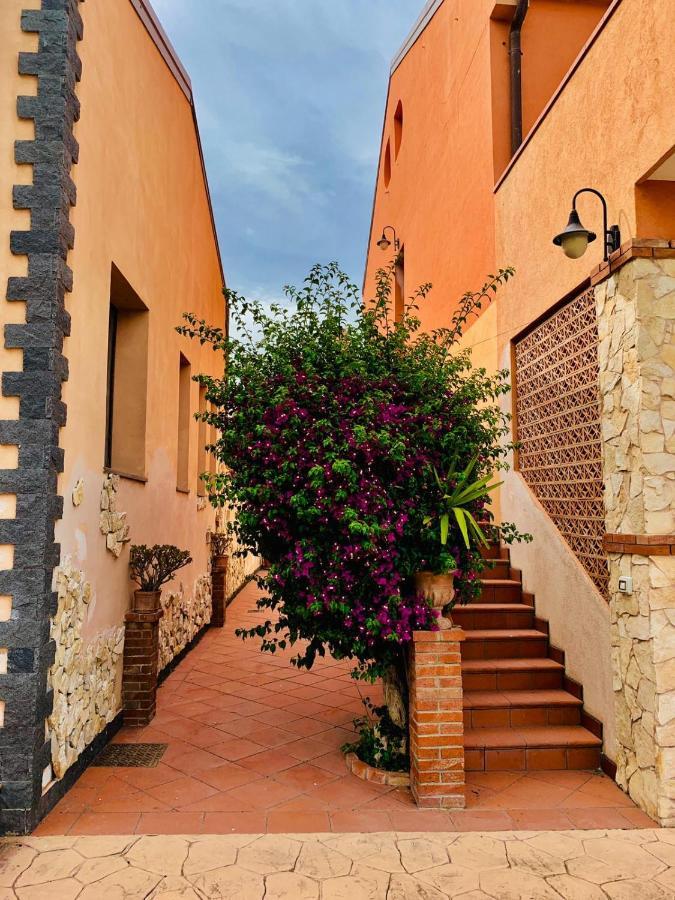 Il Giardino Delle Zagare Vila Calatabiano Exterior foto