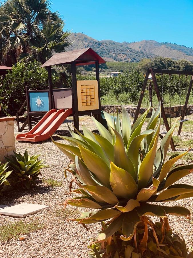 Il Giardino Delle Zagare Vila Calatabiano Exterior foto